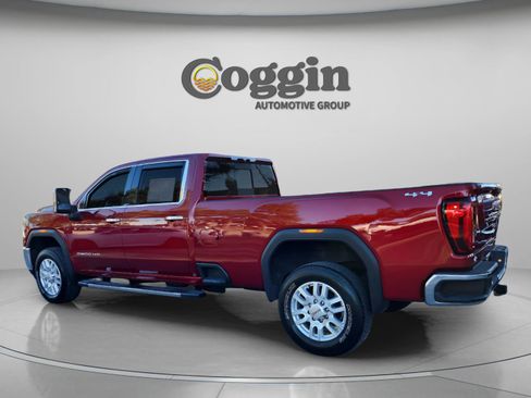 Used 2023 GMC Sierra 3500 SLT w/ SLT Premium Package image 3