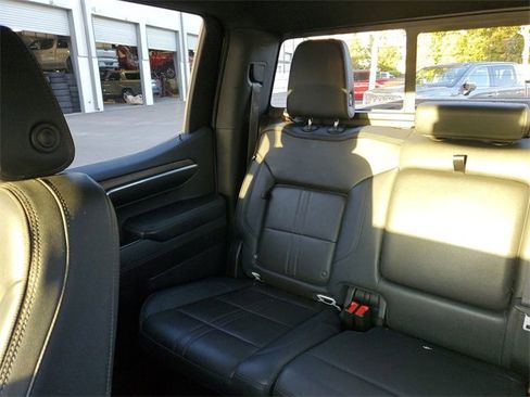 Used 2022 Chevrolet Silverado 1500 High Country w/ High Country Premium Package image 12