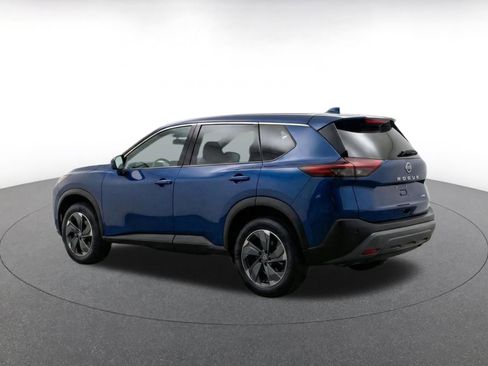 Used 2025 Nissan Rogue SV FWD image 7