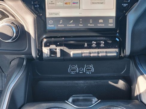 Used 2025 RAM 1500 Big Horn image 22