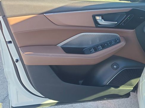 Used 2024 Acura MDX SH-AWD w/ Technology Package image 22