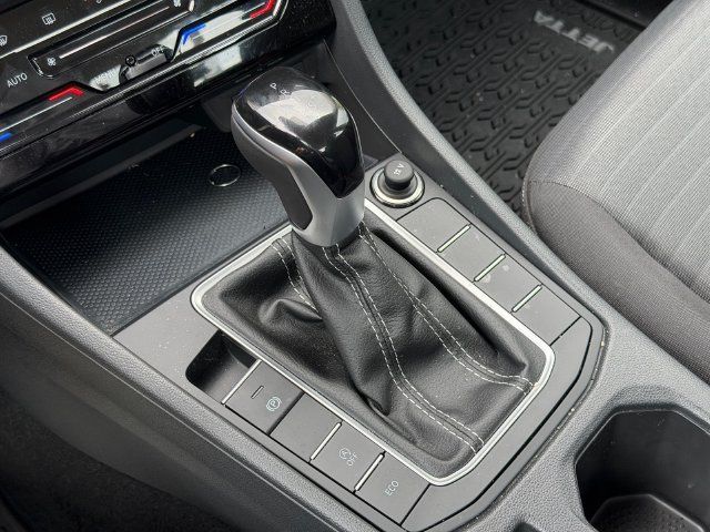 Certified 2026 Volkswagen Jetta S FWD image 18