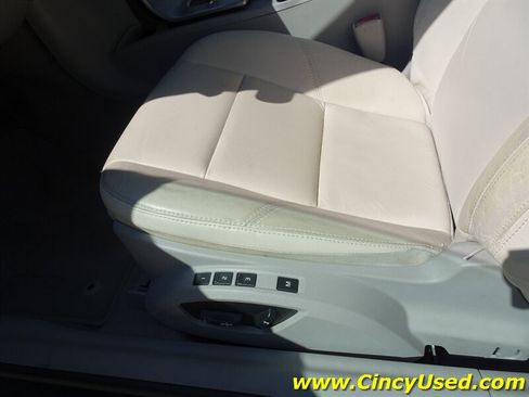 Used 2008 Volvo C70 T5 FWD image 25