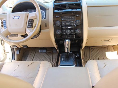 Used 2009 Ford Escape Limited FWD image 17
