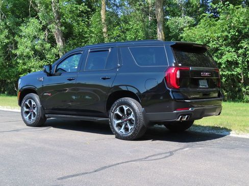 Used 2025 GMC Yukon AT4 AWD/4WD image 30