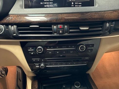 Used 2015 BMW X5 xDrive50i AWD/4WD image 50