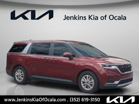 Certified 2024 Kia Carnival LX FWD image 1