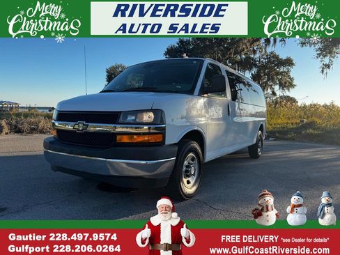 Used 2020 Chevrolet Express 3500 LT w/ LT Preferred Equipment Group image 1