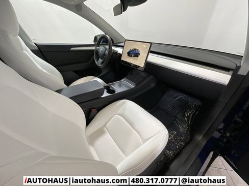Used 2024 Tesla Model Y Long Range image 20
