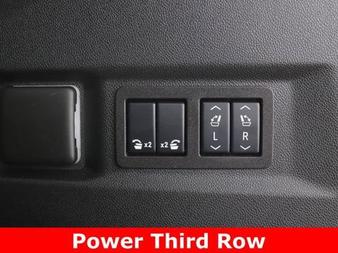 Used 2025 Chevrolet Tahoe Z71 w/ Z71 Off-Road Package image 34