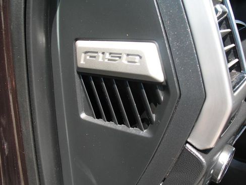 Used 2018 Ford F150 Platinum w/ Equipment Group 701A Luxury AWD/4WD image 60