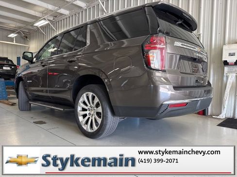 Used 2021 Chevrolet Tahoe LT w/ LT Signature Package image 9