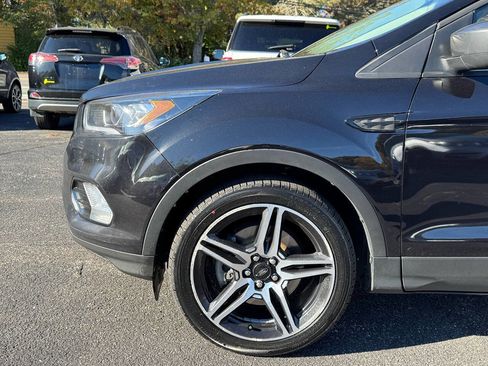 Used 2019 Ford Escape SEL image 14