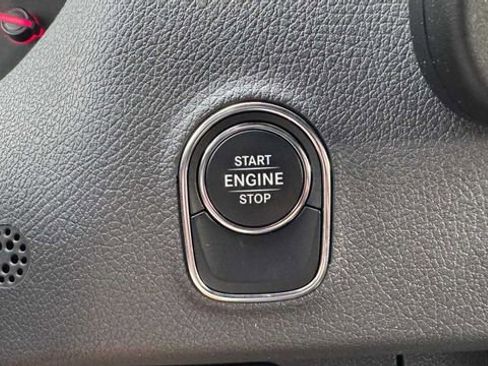 Used 2022 Mercedes-Benz Sprinter 2500 image 28