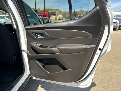 Used 2020 Chevrolet Traverse LT AWD/4WD image 33