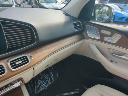 Used 2025 Mercedes-Benz GLE 450e 4MATIC