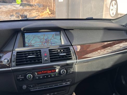 Used 2013 BMW X6 xDrive50i image 22