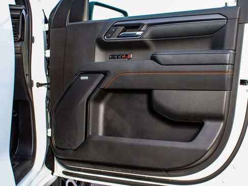 Used 2024 GMC Sierra 1500 AT4 w/ Technology Package image 13