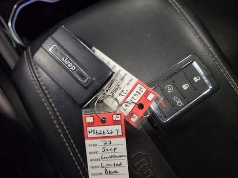 Used 2022 Jeep Grand Cherokee L Limited image 15