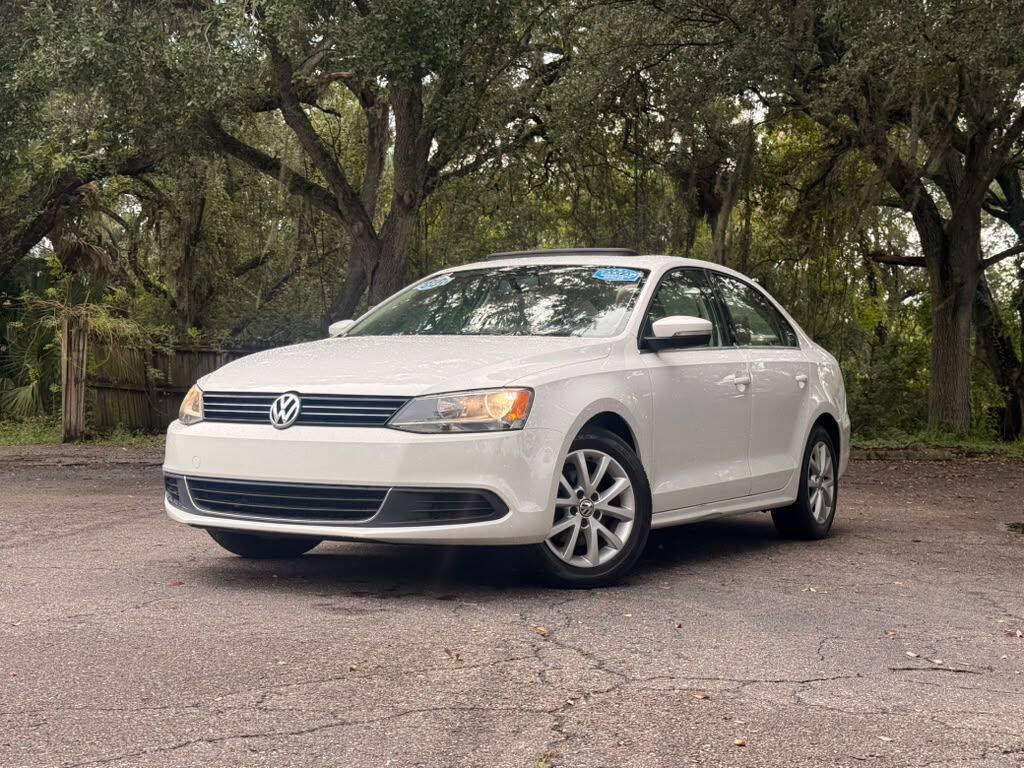 Used 2014 Volkswagen Jetta SE FWD image 1