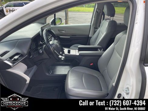 Used 2021 Toyota Sienna XLE FWD image 11