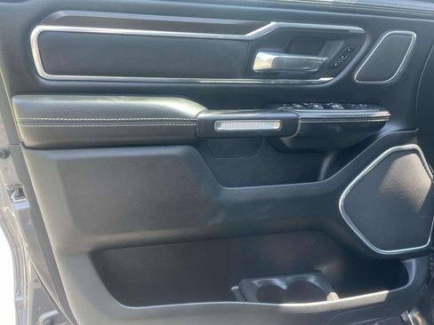 Used 2022 RAM 1500 Laramie AWD/4WD image 15