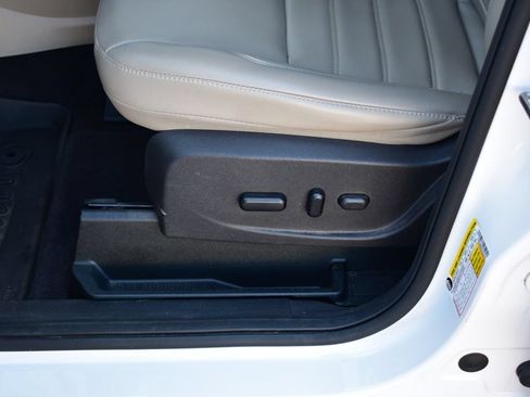 Used 2019 Ford Escape SEL FWD image 19