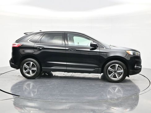 Used 2024 Ford Edge SEL w/ Convenience Package AWD/4WD image 4