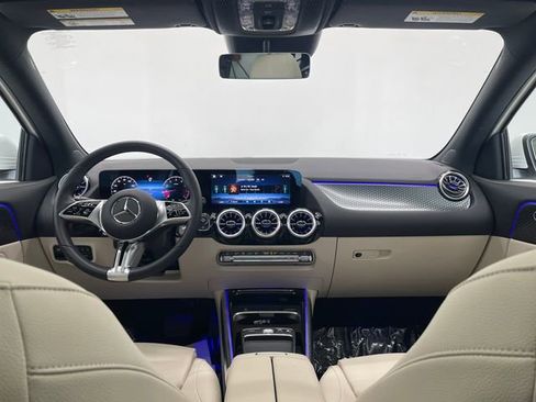 New 2026 Mercedes-Benz GLA 250 image 6