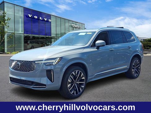 New 2026 Volvo XC90 B6 Plus w/ Protection Package Premier image 3
