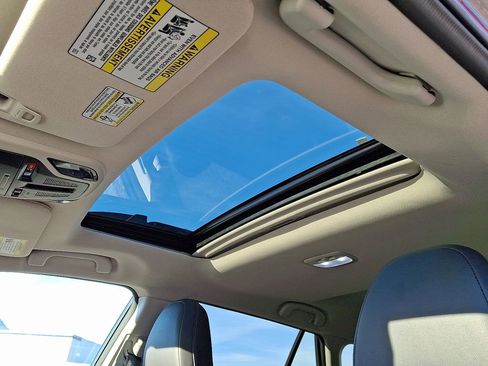 Certified 2025 Subaru Outback Limited image 16