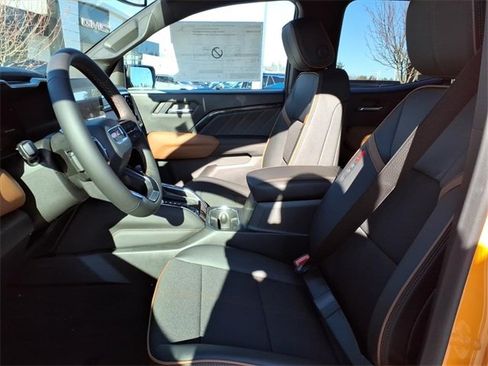 New 2026 GMC Canyon AT4 w/ Nightfall Essentials Package image 10