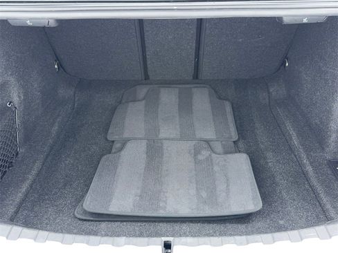 Used 2024 BMW 330i Sedan image 12