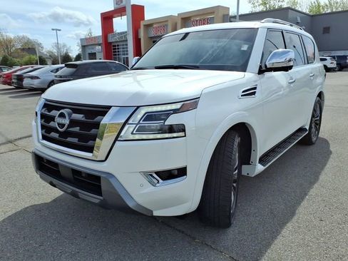 Certified 2024 Nissan Armada Platinum w/ Captain's Chairs Package AWD/4WD image 21
