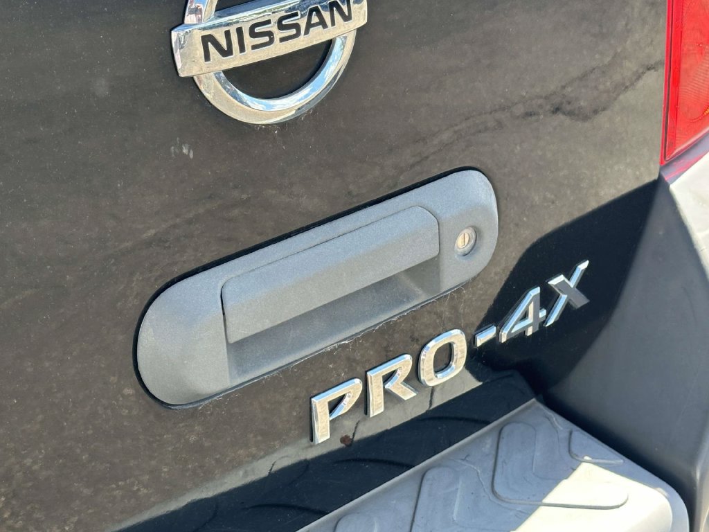 Used 2011 Nissan Xterra PRO-4X AWD/4WD image 10
