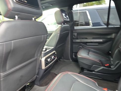 Used 2022 Ford Expedition Limited RWD image 14