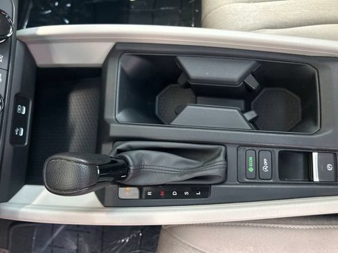 Used 2024 Honda Accord EX image 27