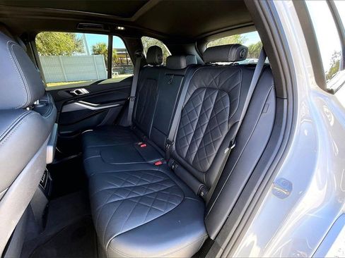 Used 2023 BMW X5 sDrive40i w/ M Sport Package image 17