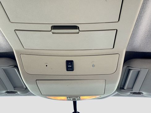 Used 2008 Nissan Titan LE w/ Tow Pkg image 18