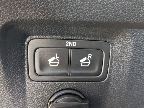 Certified 2025 Kia Telluride S AWD/4WD image 16