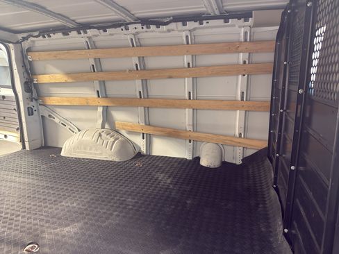 Used 2020 GMC Savana 2500 w/ Driver Convenience Package image 23