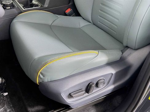 New 2025 Toyota Tacoma 4x4 Double Cab Hybrid image 17