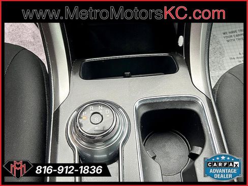 Used 2017 Ford Fusion SE image 17