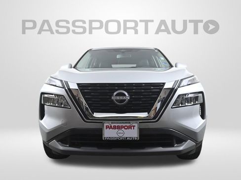 Certified 2023 Nissan Rogue SV image 2