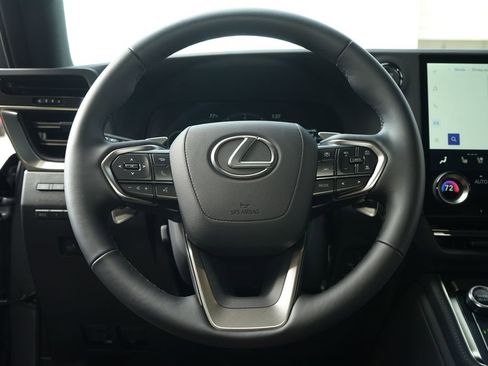 Used 2026 Lexus GX 550 w/ Accessory Package (2T) image 6