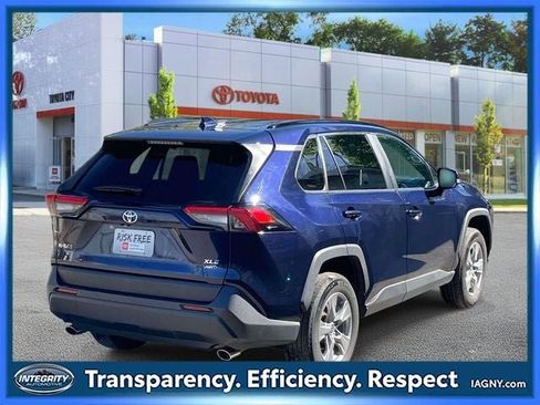 Certified 2024 Toyota RAV4 XLE AWD/4WD image 6