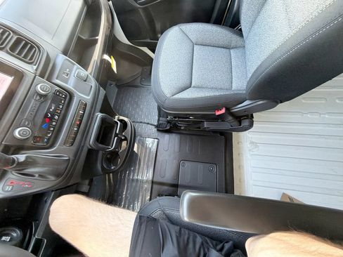 New 2026 RAM ProMaster 2500 w/ Convenience Group FWD image 24