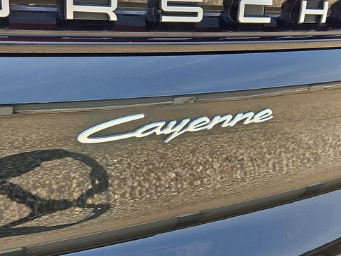 Certified 2024 Porsche Cayenne AWD/4WD image 13