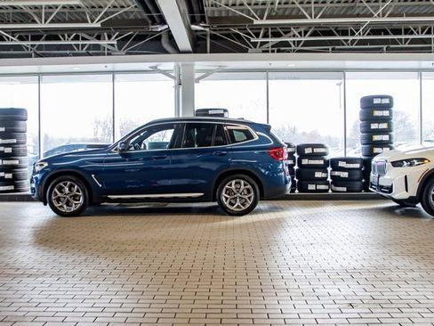 Used 2026 BMW X5 xDrive40i w/ M Sport Package AWD/4WD image 38