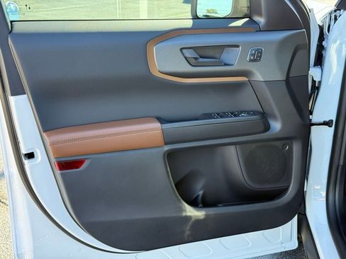 New 2025 Ford Bronco Sport Outer Banks AWD/4WD image 13